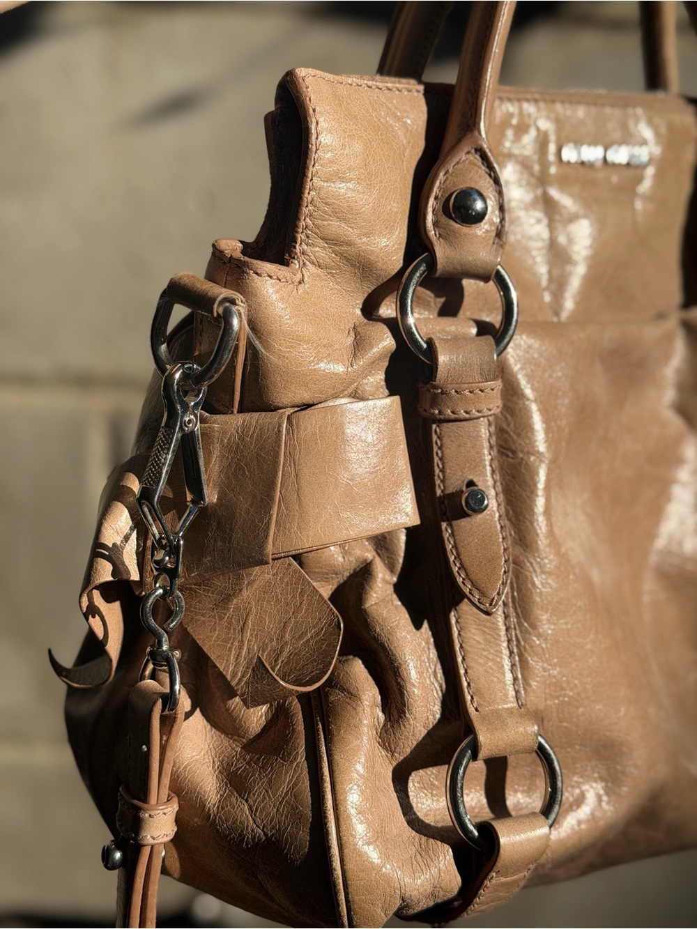 Miu Miu Vitello Lux Bow Satchel Calfskin Leather | Authentic | Beige Colour - Picture 8 of 9